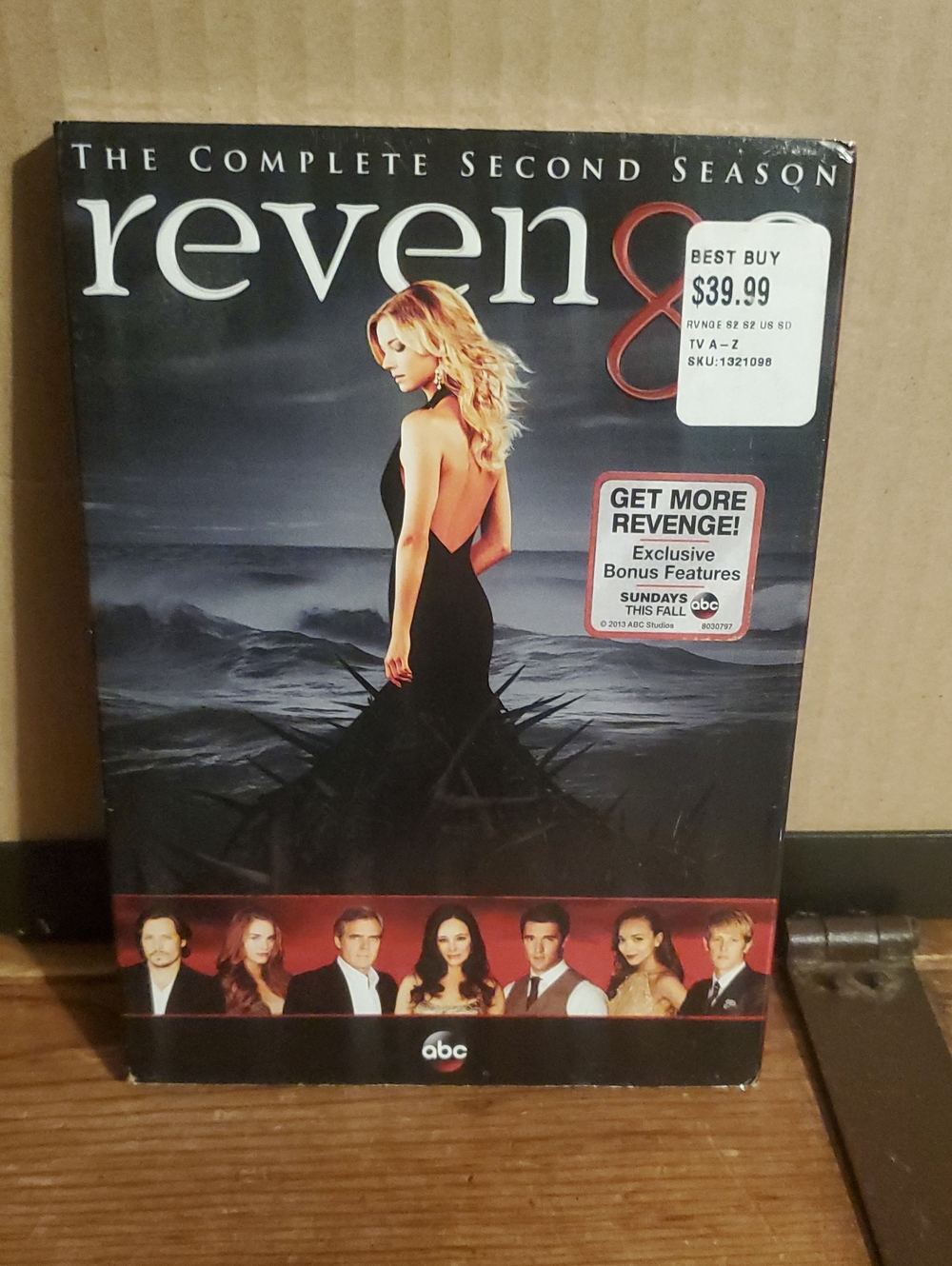 Revenge: The Complete Second Season (Black) - DVD
